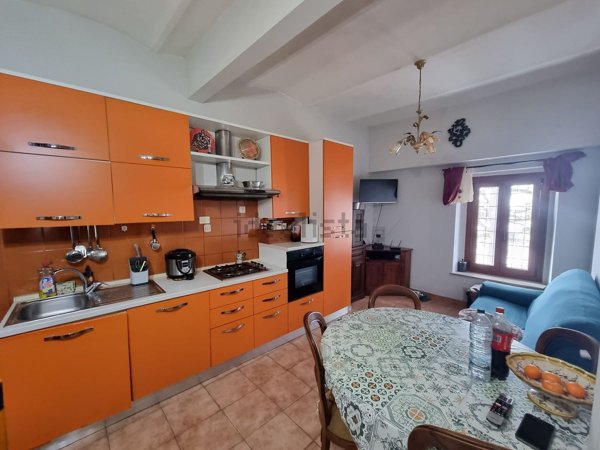 casa indipendente in vendita a Deruta in zona Ripabianca