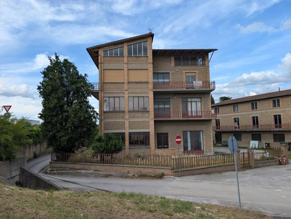 appartamento in vendita a Deruta