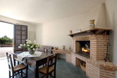 intera palazzina in vendita a Deruta