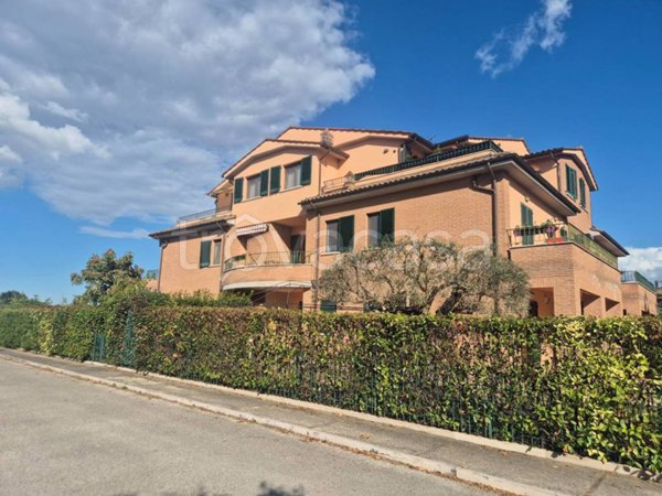 appartamento in vendita a Deruta in zona Sant'Angelo di Celle