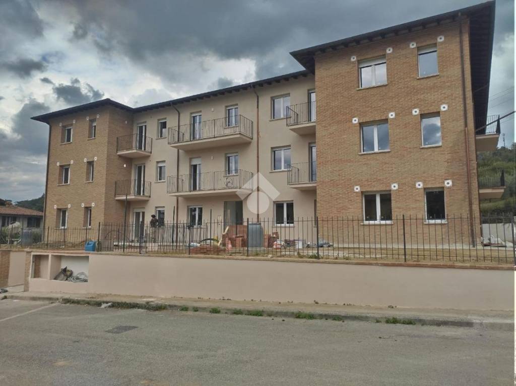 appartamento in vendita a Deruta in zona Casalina