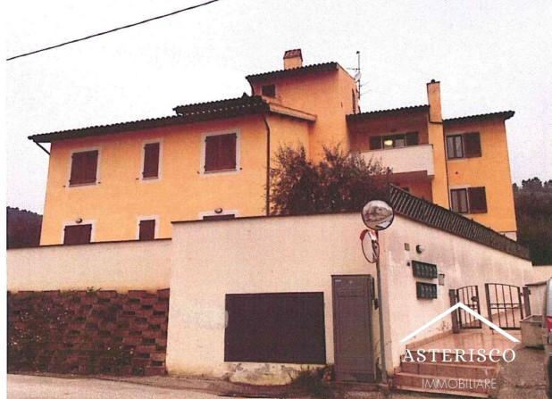 appartamento in vendita a Foligno in zona San Giovanni Profiamma