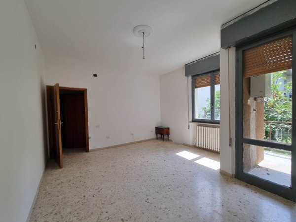 appartamento in vendita a Foligno in zona Fondi