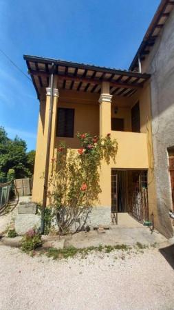 casa indipendente in vendita a Foligno in zona Sant'Eraclio