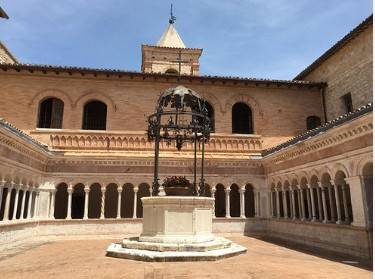 intera palazzina in vendita a Foligno in zona Casenove