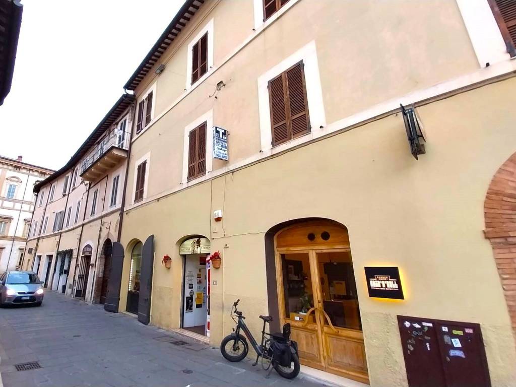 appartamento in vendita a Foligno in zona Camino