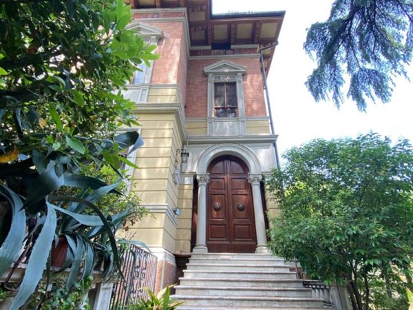 casa indipendente in vendita a Foligno in zona Camino