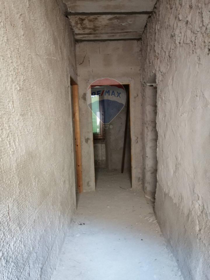 casa indipendente in vendita a Foligno in zona Rasiglia