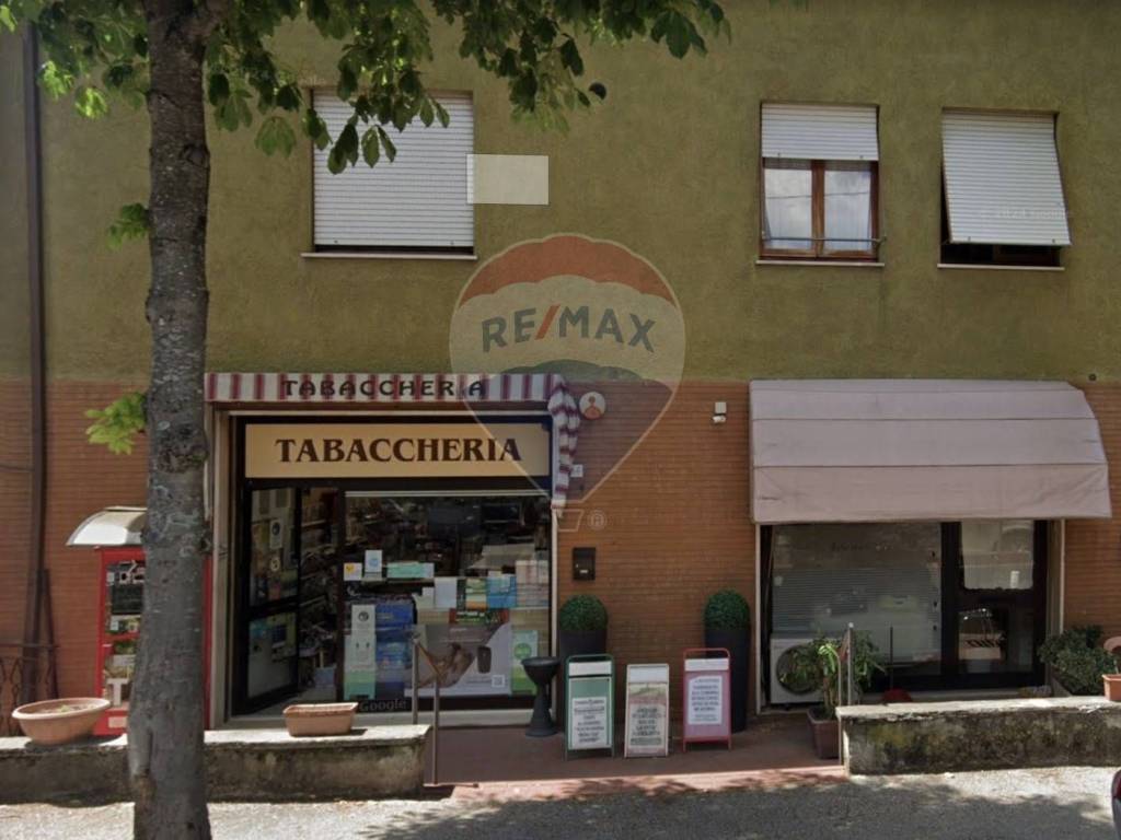 negozio in vendita a Foligno in zona Sant'Eraclio