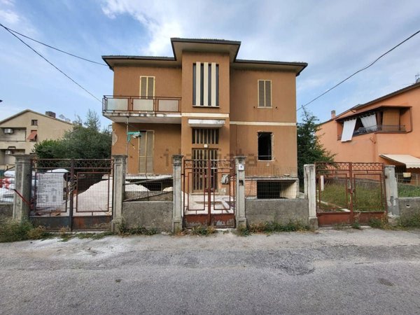 appartamento in vendita a Foligno
