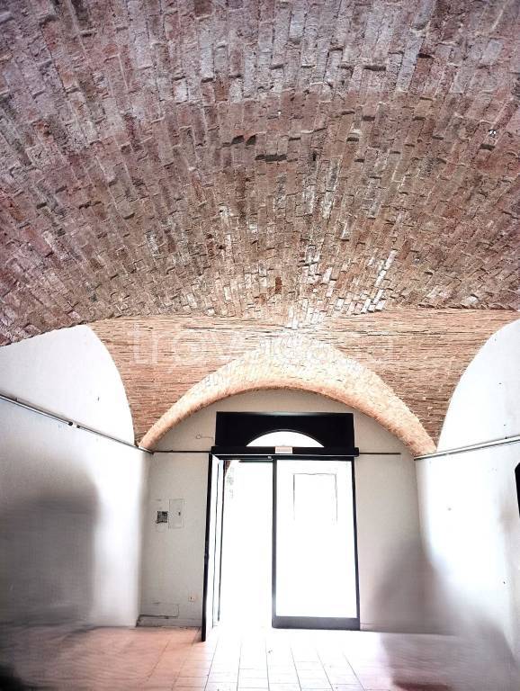 trivano in vendita a Foligno