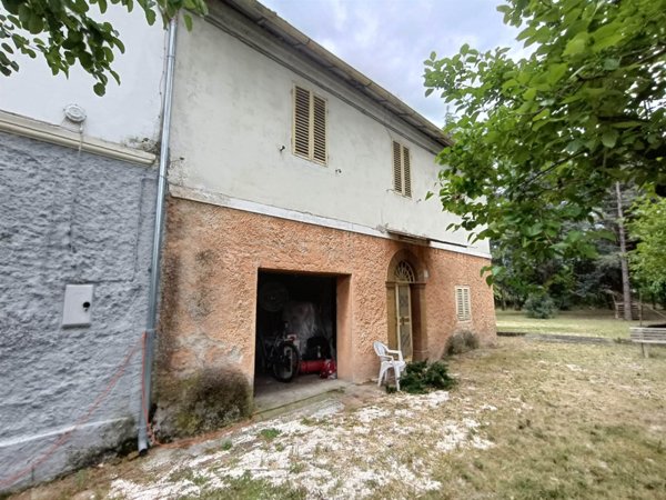 casa semindipendente in vendita a Foligno in zona Corvia