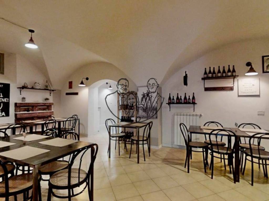 negozio in vendita a Foligno