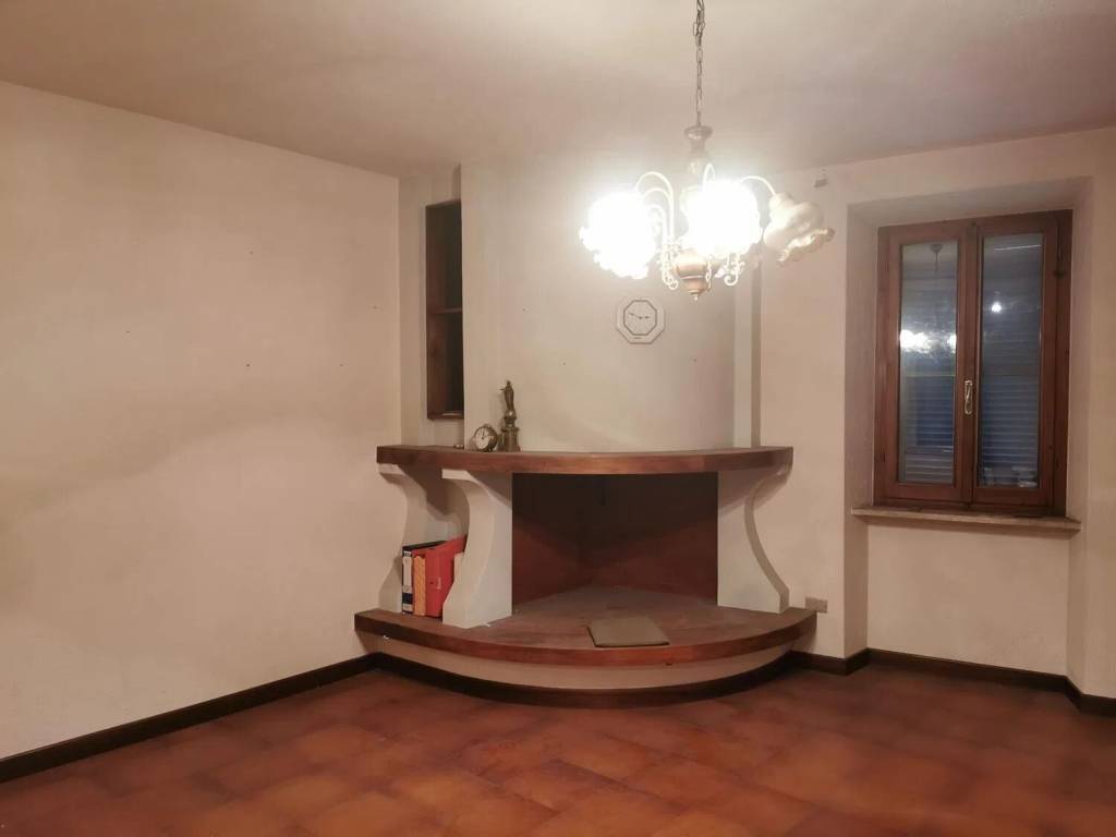 appartamento in vendita a Foligno in zona Sant'Eraclio