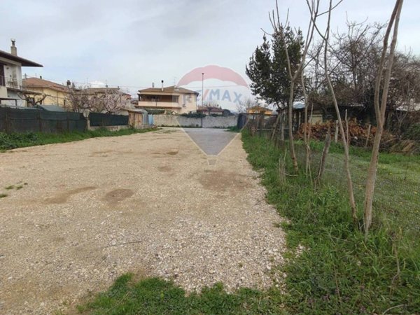 terreno agricolo in vendita a Foligno in zona Sterpete