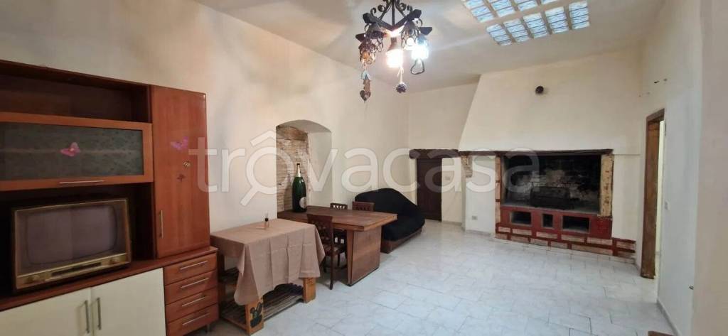 appartamento in vendita a Foligno in zona Camino