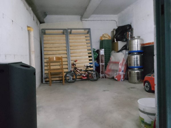 ufficio in vendita a Foligno