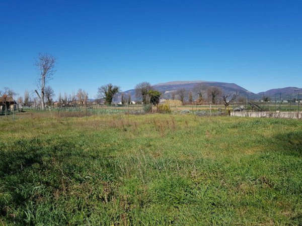 terreno agricolo in vendita a Foligno