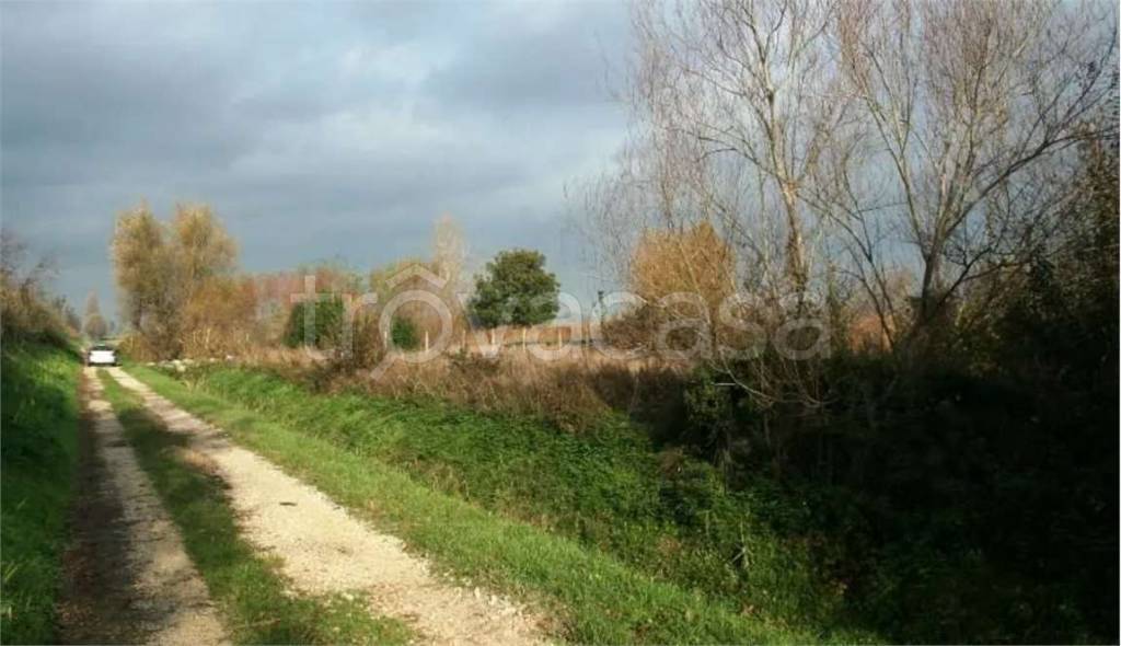 appartamento in vendita a Foligno in zona Budino