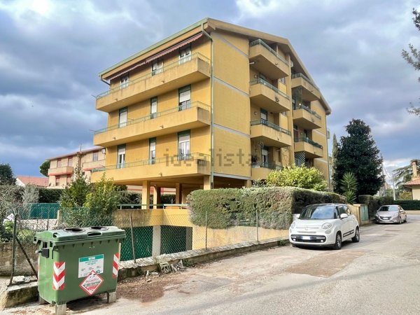 appartamento in vendita a Foligno