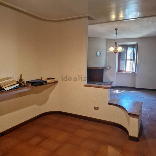 appartamento in vendita a Foligno in zona Sant'Eraclio
