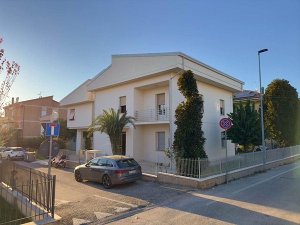 appartamento in vendita a Foligno in zona Camino