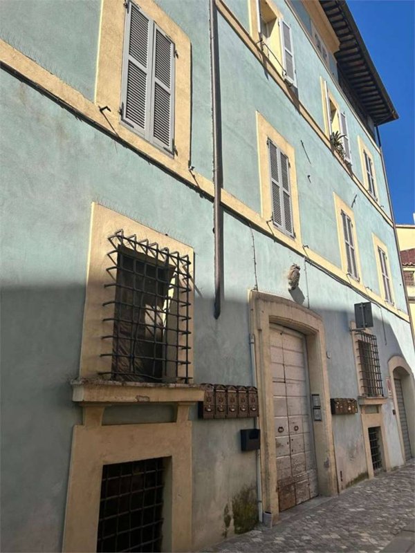 appartamento in vendita a Foligno in zona Camino