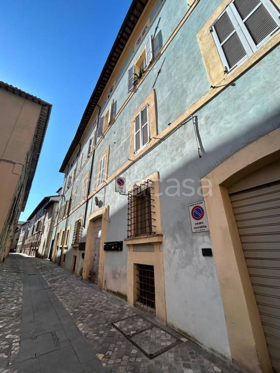 appartamento in vendita a Foligno in zona Camino