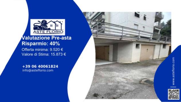 negozio in vendita a Foligno