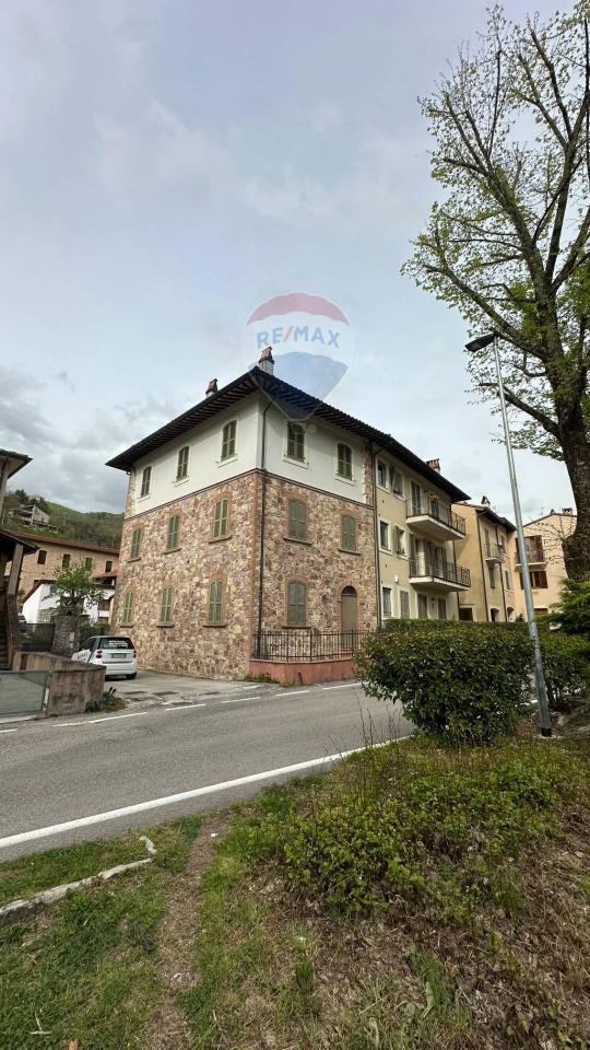 casa indipendente in vendita a Foligno in zona Camino