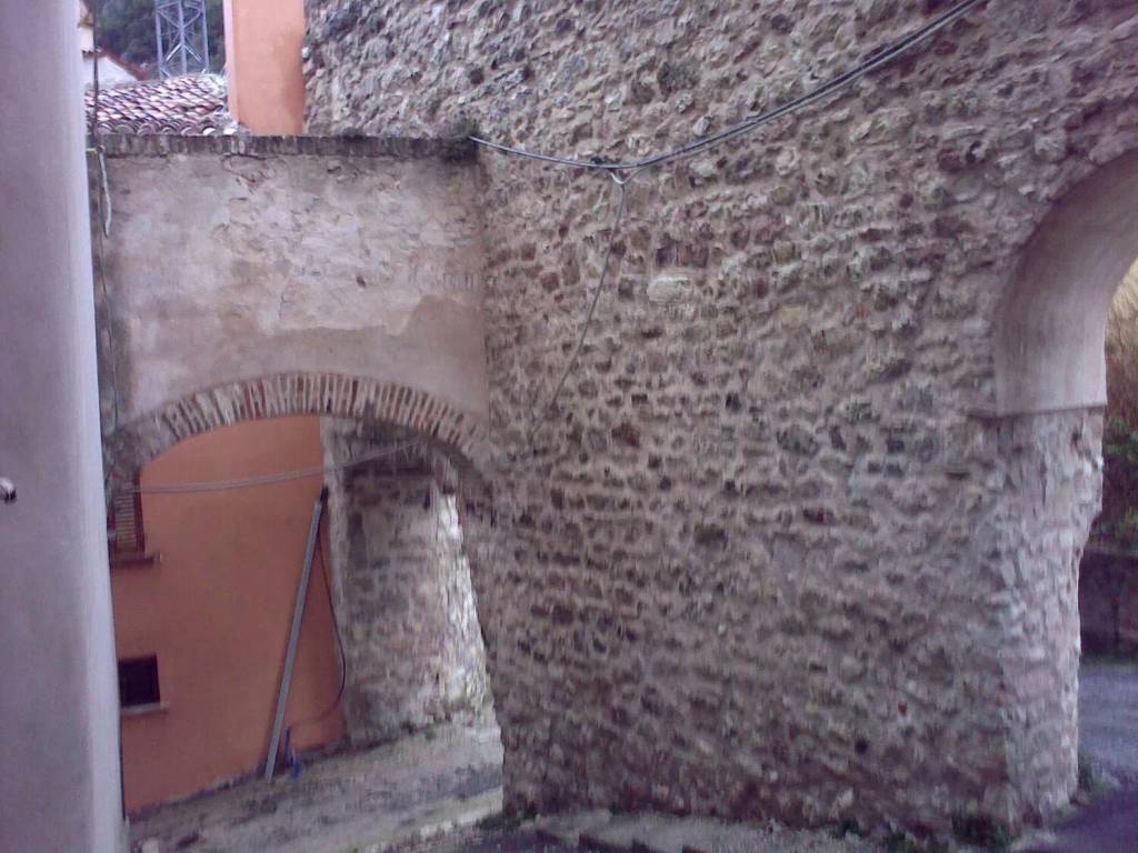 appartamento in vendita a Foligno in zona Ponte Santa Lucia