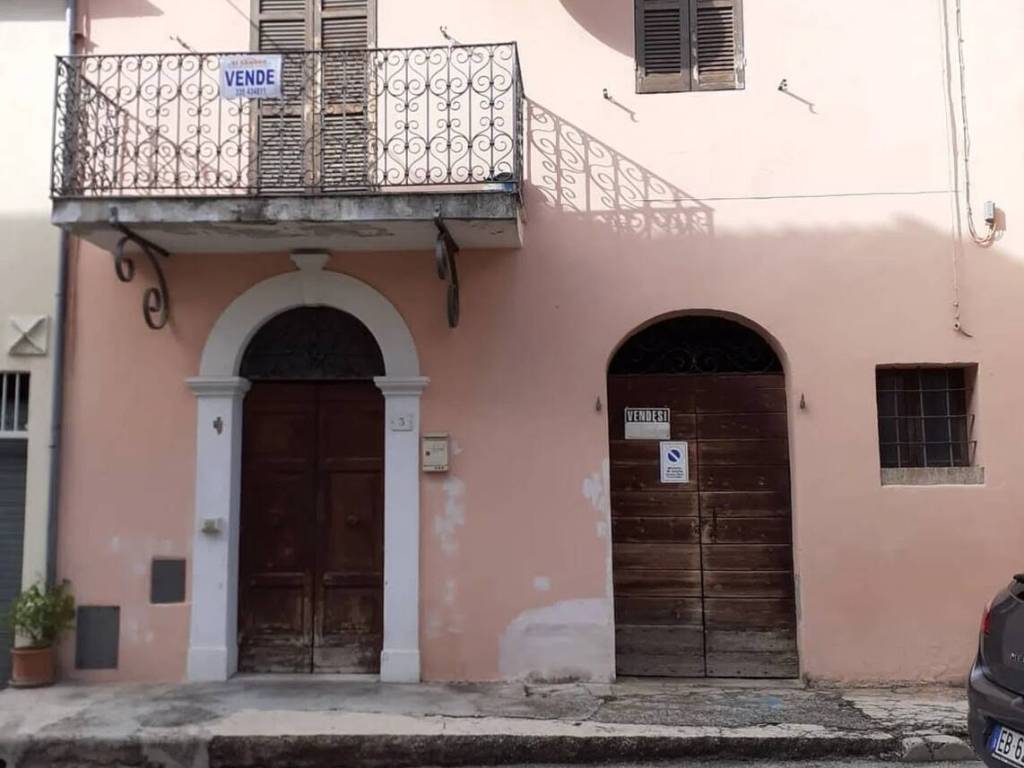 appartamento in vendita a Foligno in zona Sant'Eraclio