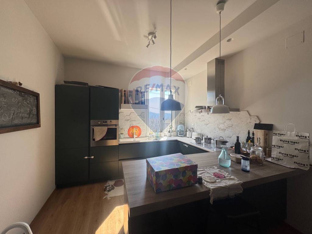 casa indipendente in vendita a Foligno in zona San Giovanni Profiamma