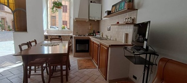 casa indipendente in vendita a Foligno