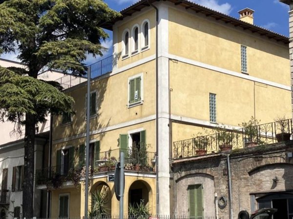 appartamento in vendita a Foligno