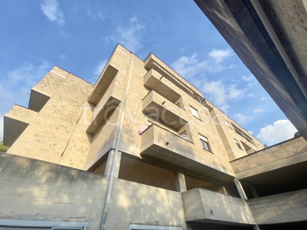 appartamento in vendita a Foligno in zona Camino
