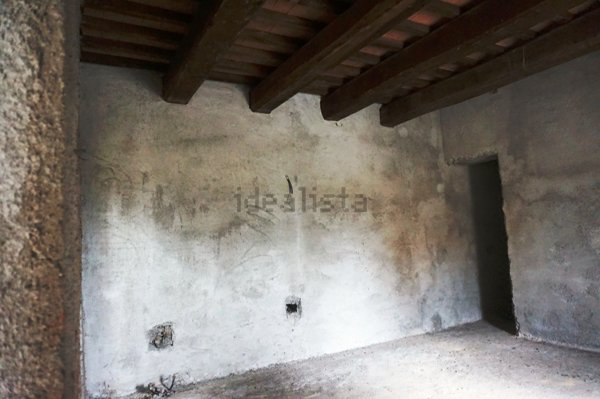 quadrivano in vendita a Foligno