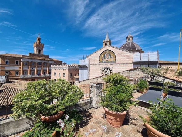 appartamento in vendita a Foligno