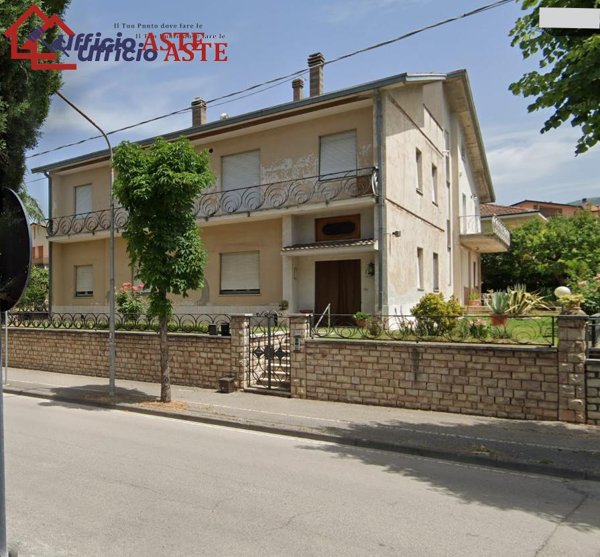appartamento in vendita a Foligno in zona Sant'Eraclio