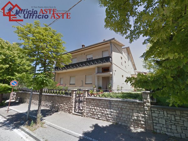 appartamento in vendita a Foligno in zona Sant'Eraclio