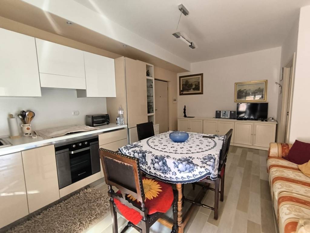 appartamento in vendita a Foligno in zona Sterpete