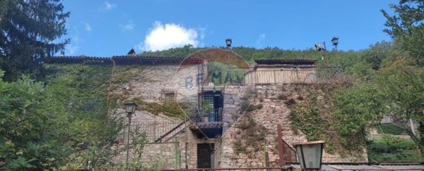 appartamento in vendita a Foligno in zona Ascolano