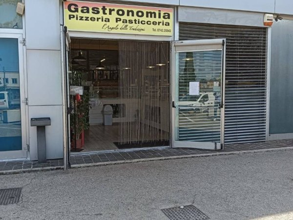 quadrivano in vendita a Foligno in zona Paciana