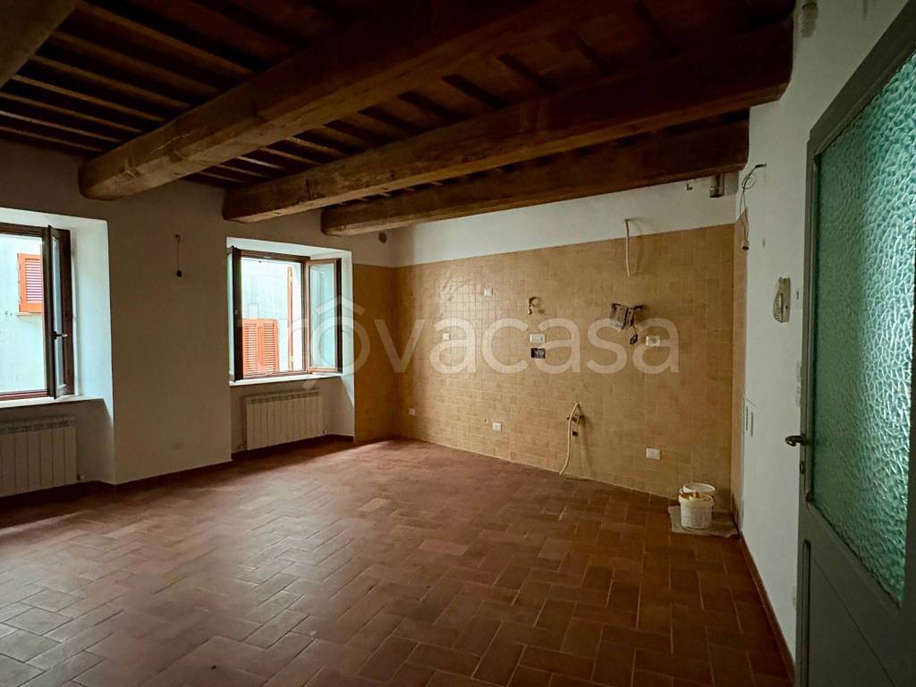 appartamento in vendita a Foligno in zona Pale
