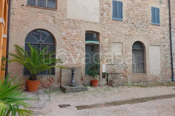 appartamento in vendita a Foligno