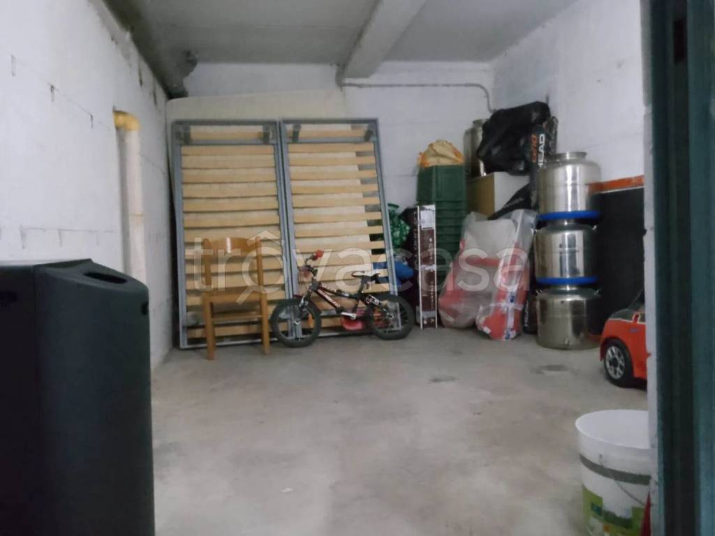 ufficio in vendita a Foligno