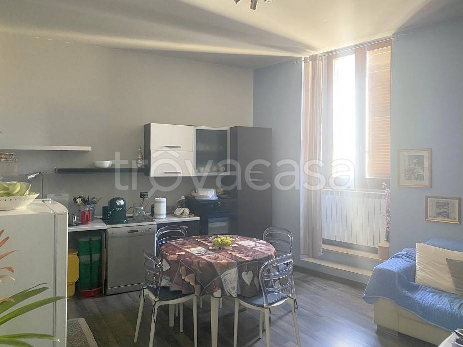 appartamento in vendita a Foligno in zona Camino