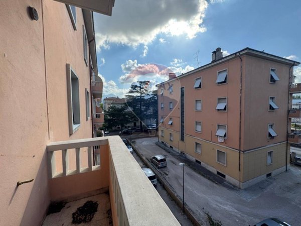 appartamento in vendita a Foligno in zona Camino