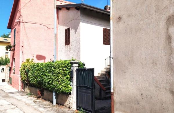casa indipendente in vendita a Foligno in zona Borroni