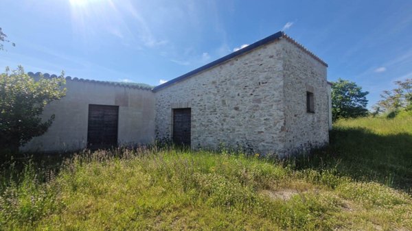 appartamento in vendita a Foligno in zona Colfiorito